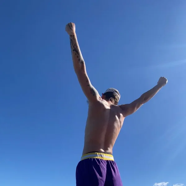 I Do Not Need an Umbrella