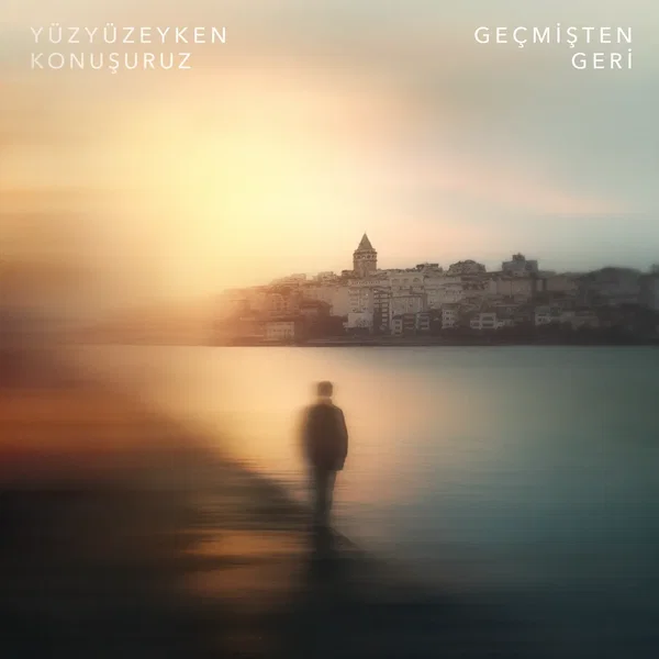 Geçmişten Geri