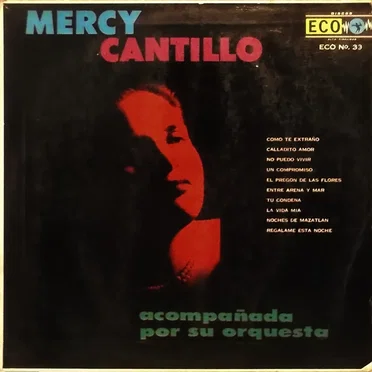 Mercy Cantillo acompañada por su orquesta