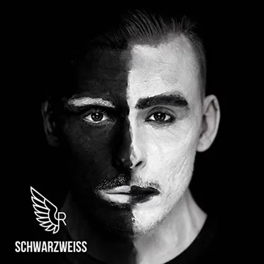 Schwarzweiss by Richter - album cover