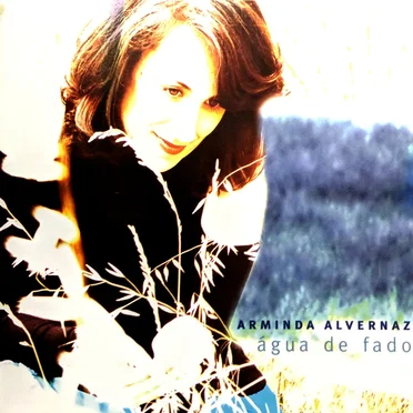 Água de fado by Arminda Alvernaz - album cover