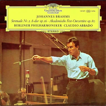 Serenade Nr. 2 A-dur Op. 16 ∙ Akademische Fest-Ouvertüre Op. 80