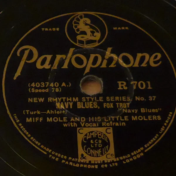 Navy Blues / Happy Feet