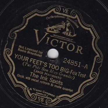 Your Feet's Too Big / Swinging on the Strings