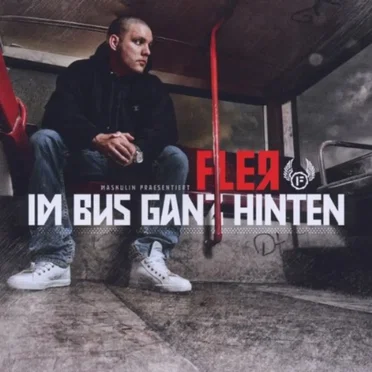 Im Bus ganz hinten