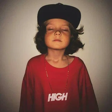 Papá esta de vuelta 😎 by Junior DJ - album cover