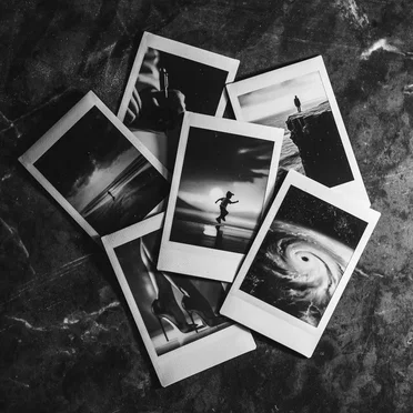 Monochrome