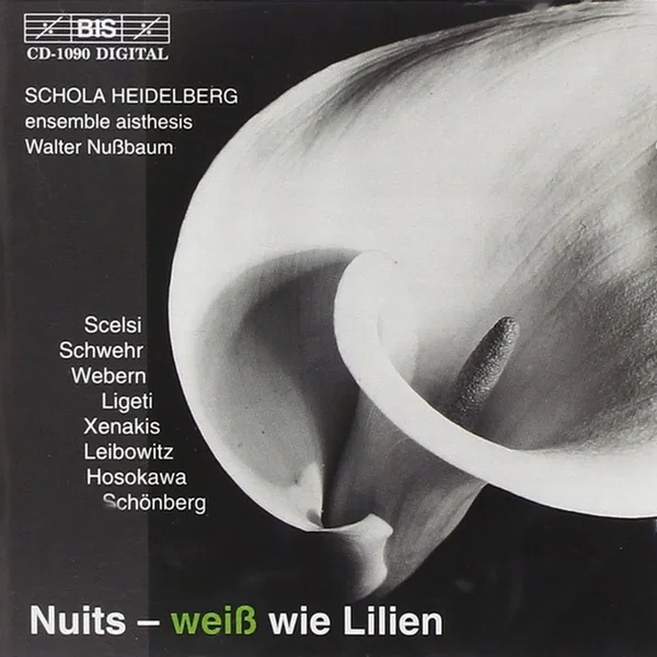 Nuits – weiß wie Lilien