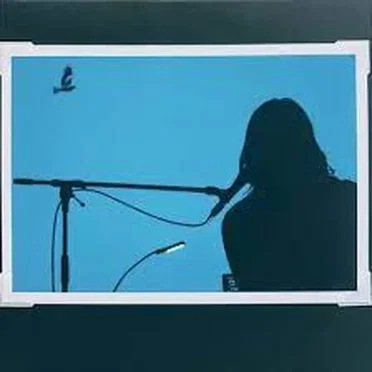 GIFT Live Performance at VIERNULVIER