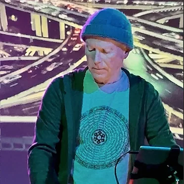 Live at Solar Culture - Crossing Thresholds From the Earth to the Infinite