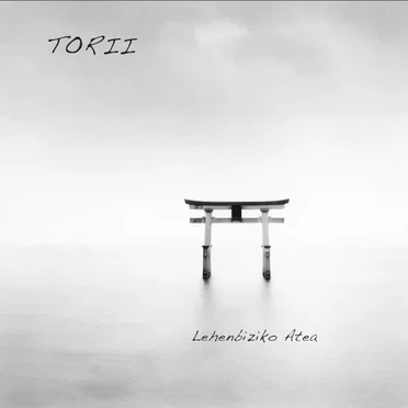 Lehenbiziko atea by Torii - album cover