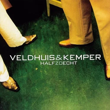 Half zo echt by Veldhuis & Kemper - album cover