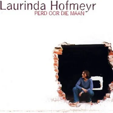 Perd oor die maan by Laurinda Hofmeyr - album cover
