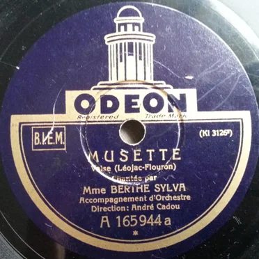 Musette / Fleur de misère by Mme Berthe Sylva - album cover