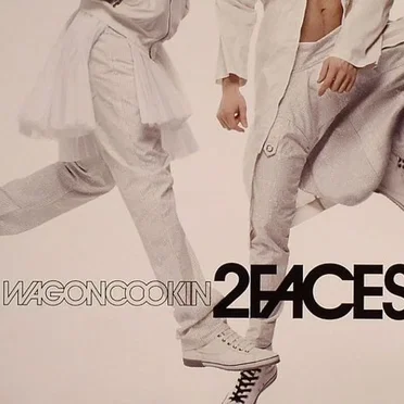 2 Faces