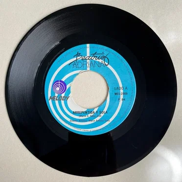 Arrepentida y sola / Cuando regreses