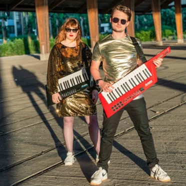 Leeuw by Dorothee Vegas & Like Maarten - album cover