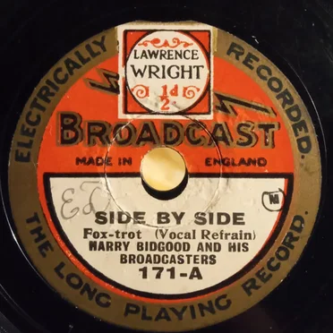 Side by Side / Dreamy Devon by Harry Bidgood And His Broadcasters - album cover