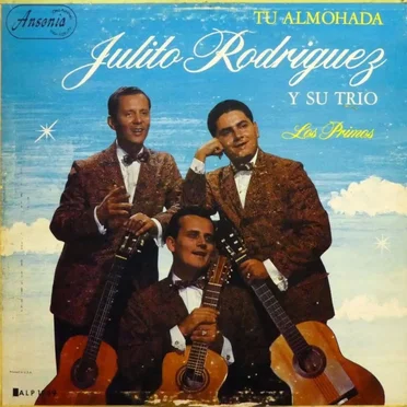 Tu almohada by Julito Rodríguez y su Trío - album cover