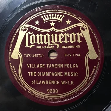 Village Tavern Polka / Beer Barrel Polka