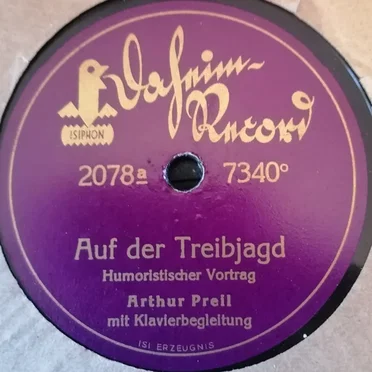 Auf der Treibjagd / Käseberg auf der Alm