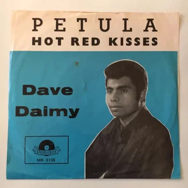Hot Red Kisses