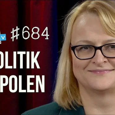 Jung & Naiv #684, „Polen-Expertin Joanna Maria Stolarek über PiS & die neue Regierung“ by Tilo Jung - album cover