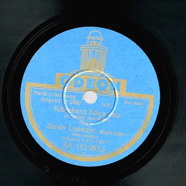 Kärlekens höga visa / Det bor en orm i varje paradis