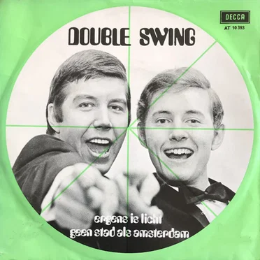 Ergens is licht / Geen stad als Amsterdam by Double Swing - album cover