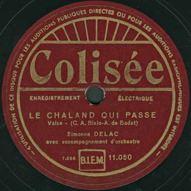 Le chaland qui passe / Si petite by Simonne Delac - album cover