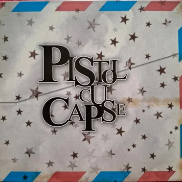 Pistol cu capse