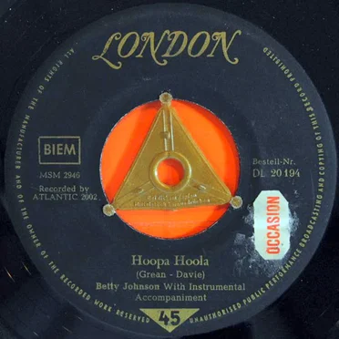 Hoopa Hoola / One More Time