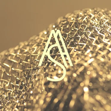 Почему случается свет