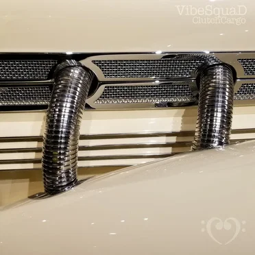 Clutch Cargo