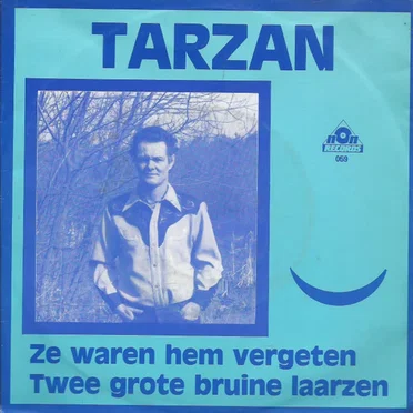Ze waren hem vergeten / Twee grote bruine laarzen