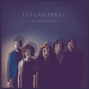 Llygad Ebrill by Blodau Papur - album cover