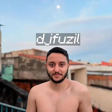 QUER PRESENTE (feat. DJ TCHOUZEN) by DJ FUZIL - album cover