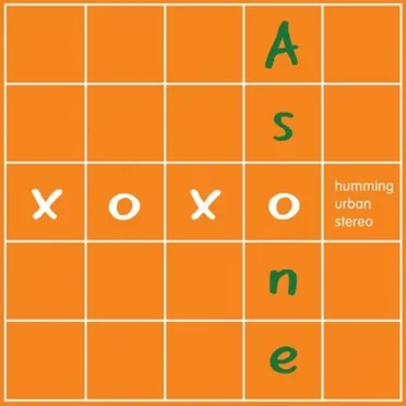 xoxo by Humming Urban Stereo - album cover