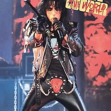 Alice Cooper Trashes the World