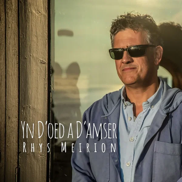 Yn D’Oed a D’Amser