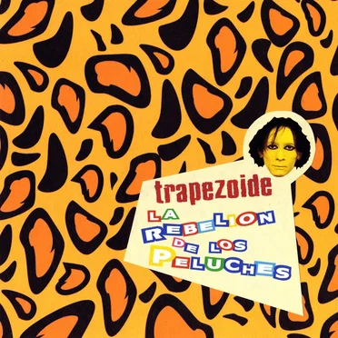 La rebelión de los peluches by Trapezoide - album cover
