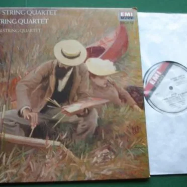 Debussy: String Quartet in G minor / Ravel: String Quartet in F major