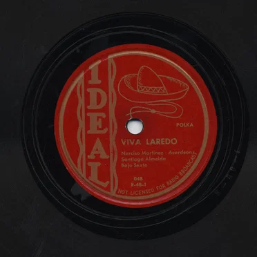 Viva Laredo / Carrejo