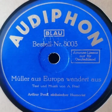 Müller aus Europa wandert aus / Rekrut Kümmel von der IV. Kompagnie