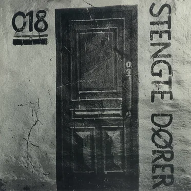 Stengte Dører by 018 - album cover