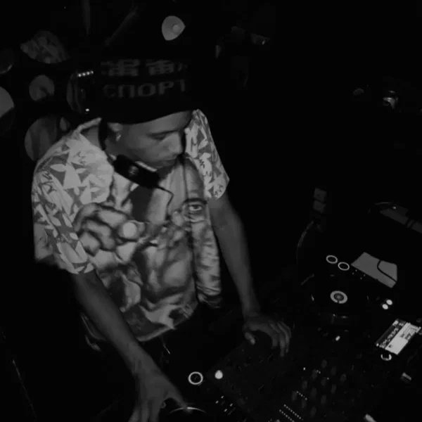minimal detroit, Vol. 105: Max Watts
