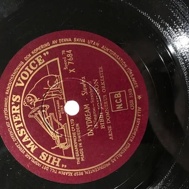 Daydream / I Cover the Waterfront