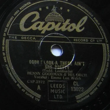 Oooh! Look-A There Ain't She Pretty / Gonna Get a Girl