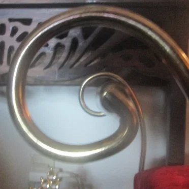 Using a Metal Spiral Thing as a Radio Antenna