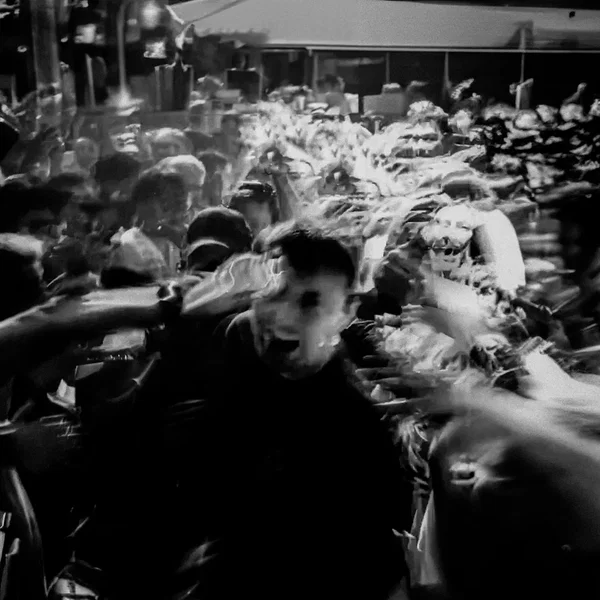 leavemealone (Nia Archives remix)